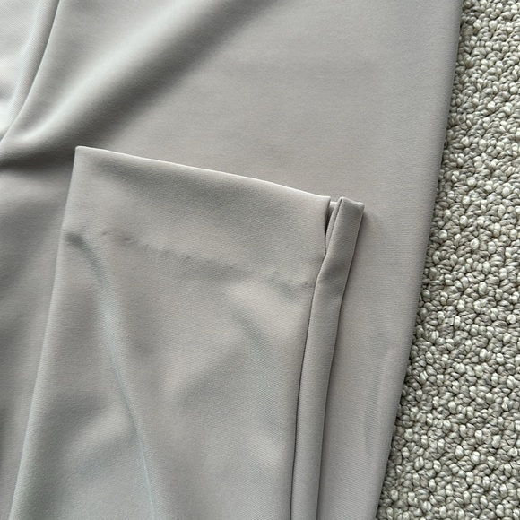 Krazy Larry Stretch microfiber Pull On Pant beige 8 Never worn. Bought too big - Picture 5 of 5